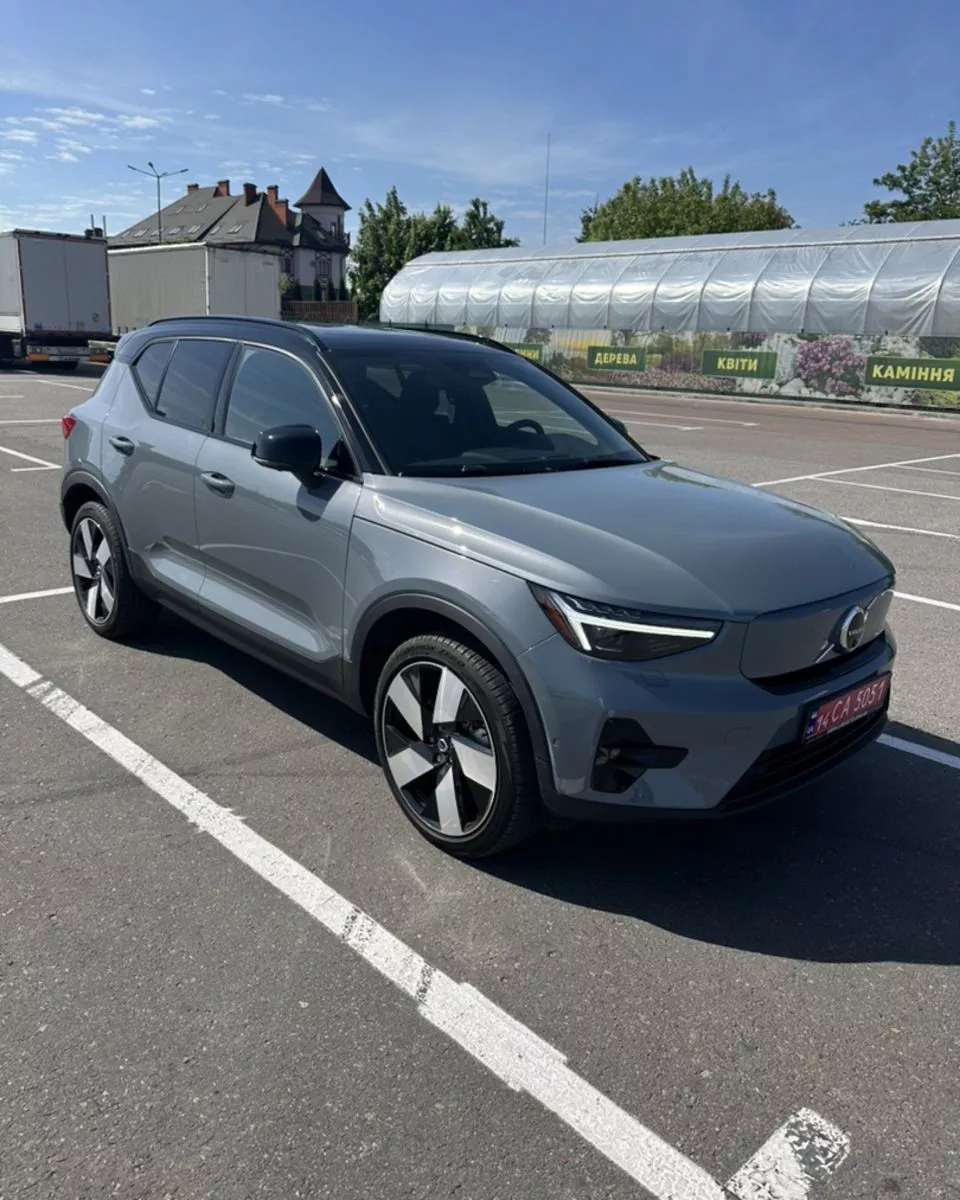 Volvo XC40 Recharge  82 kWh 202321