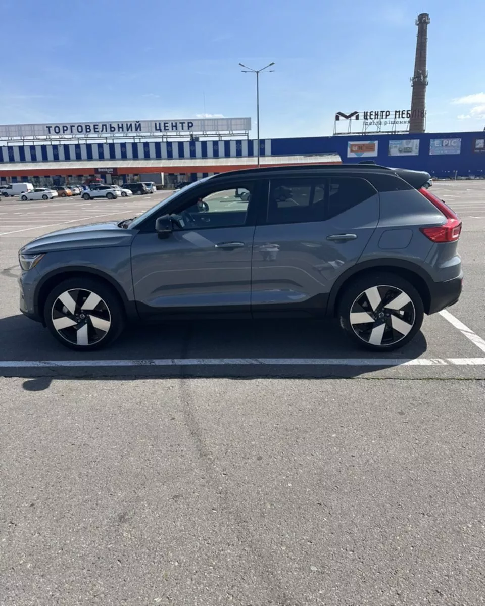 Volvo XC40 Recharge  82 kWh 202371