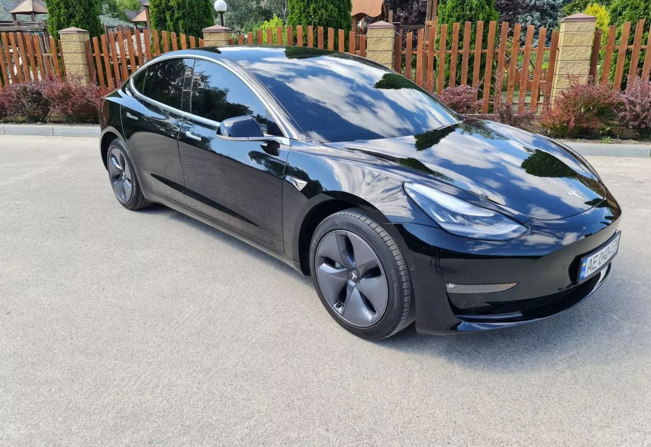 Tesla Model 3  60 kWh 201921