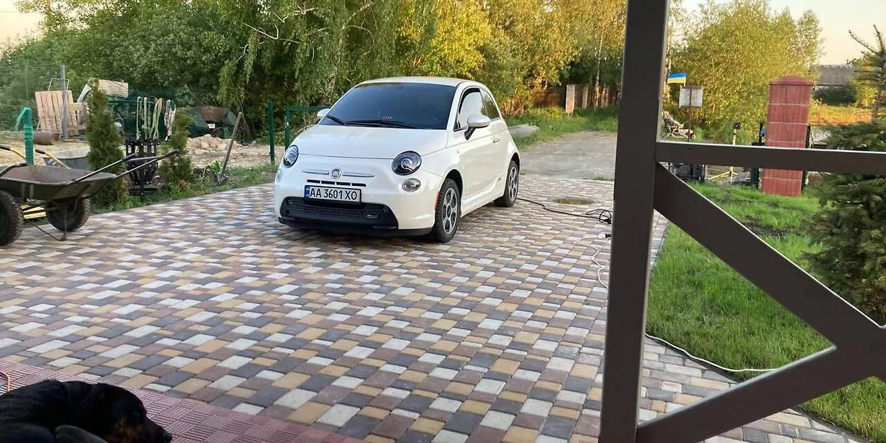 Fiat 500e  2016121