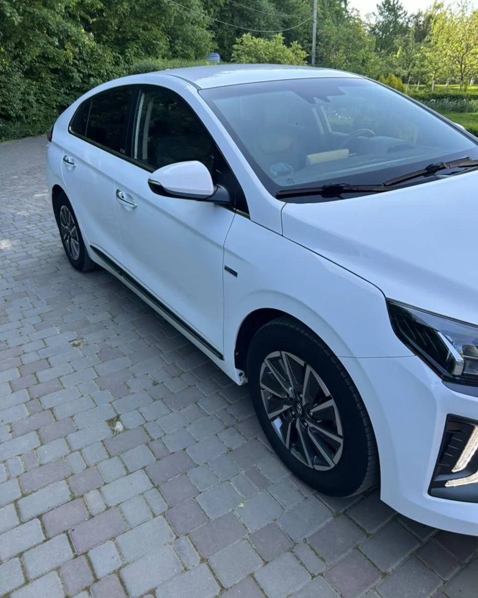 Hyundai Ioniq  38 kWh 2020181