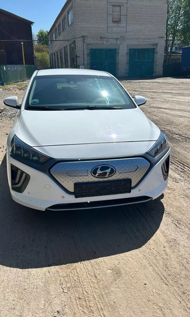 Hyundai Ioniq  38 kWh 2020121