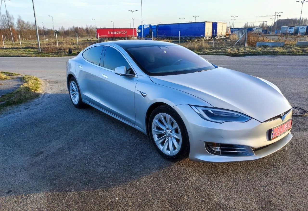 Tesla Model S  75 kWh 201871