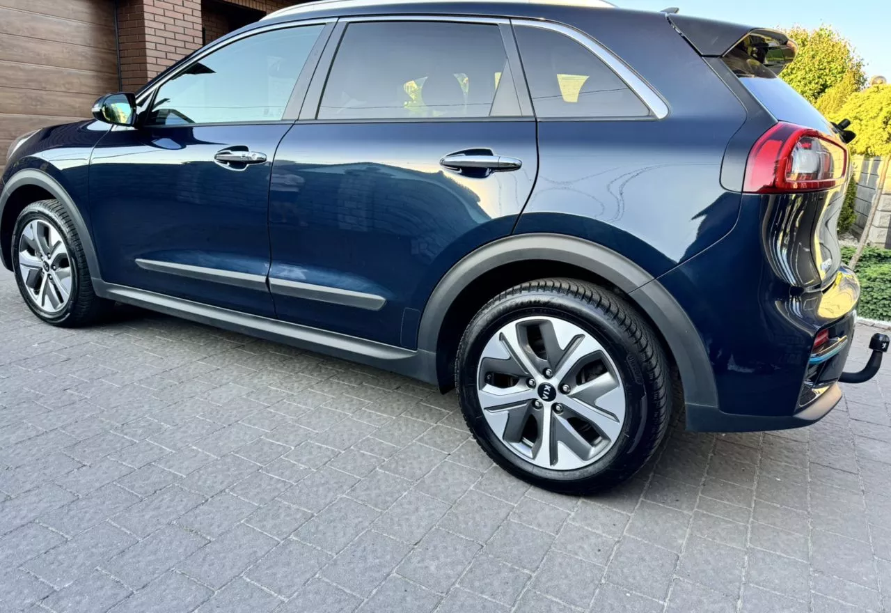 Kia Niro  64 kWh 2019211