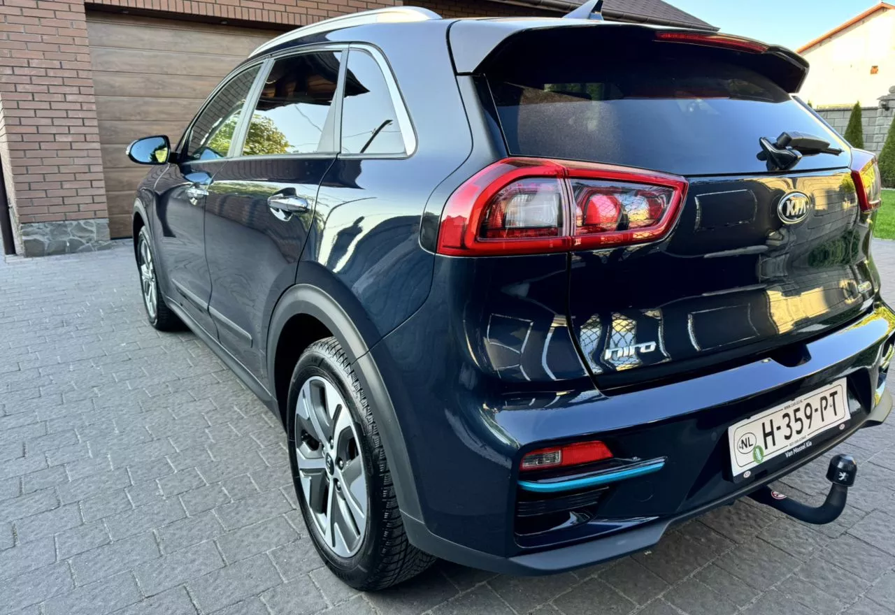 Kia Niro  64 kWh 2019221