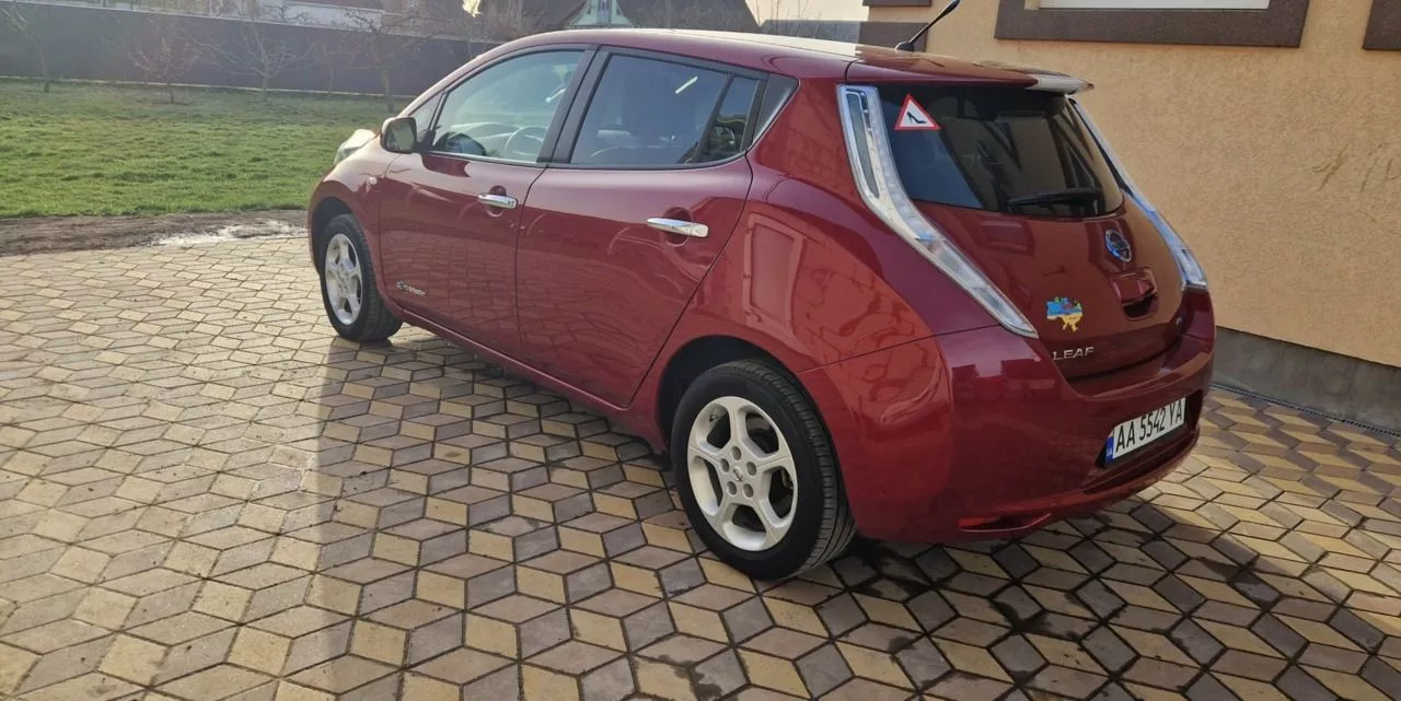 Nissan Leaf  24 kWh 201421