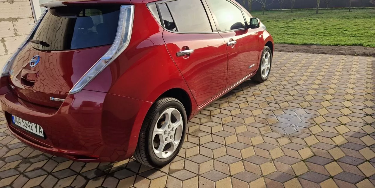 Nissan Leaf  24 kWh 201431