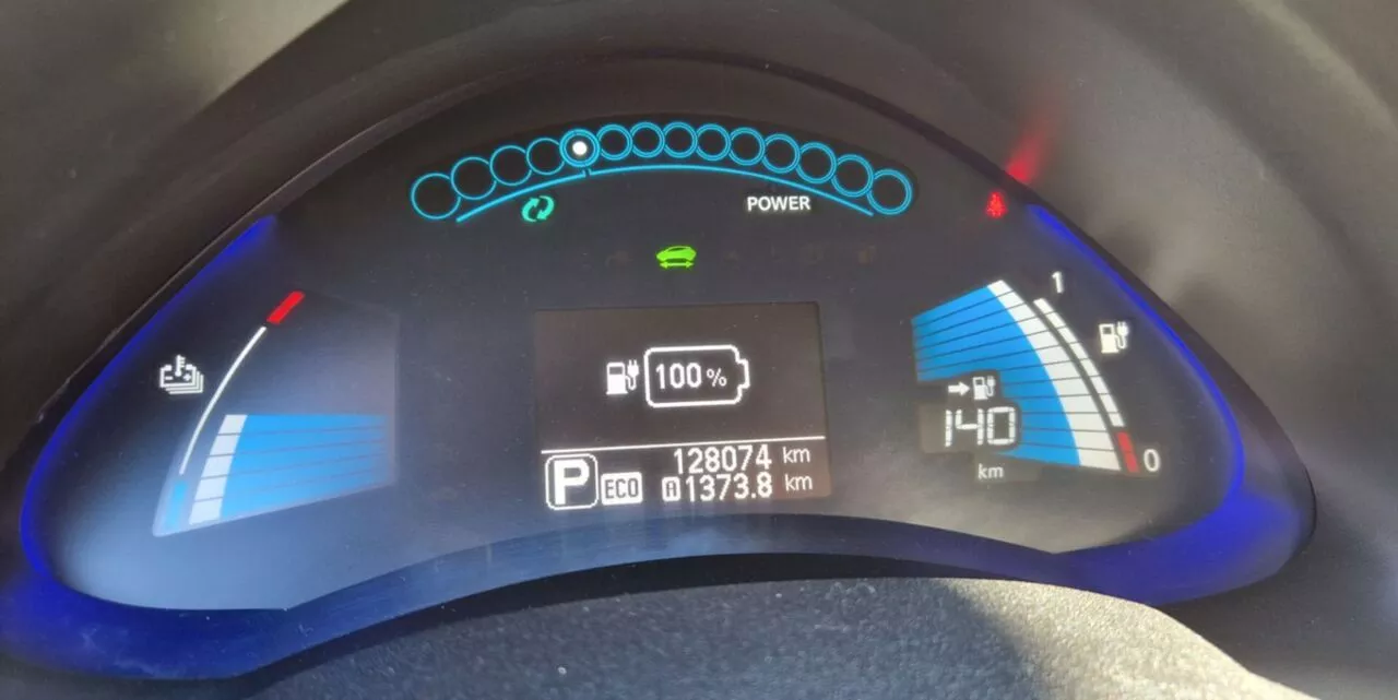 Nissan Leaf  24 kWh 2014201