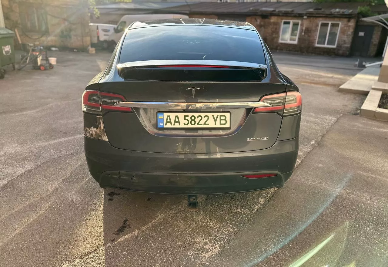 Tesla Model X  75 kWh 2017141