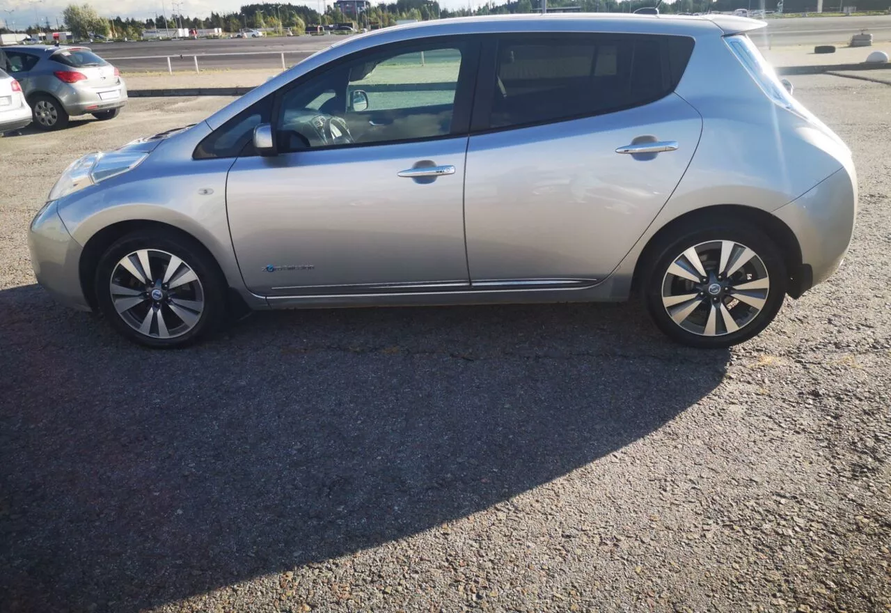 Nissan Leaf  24 kWh 201451