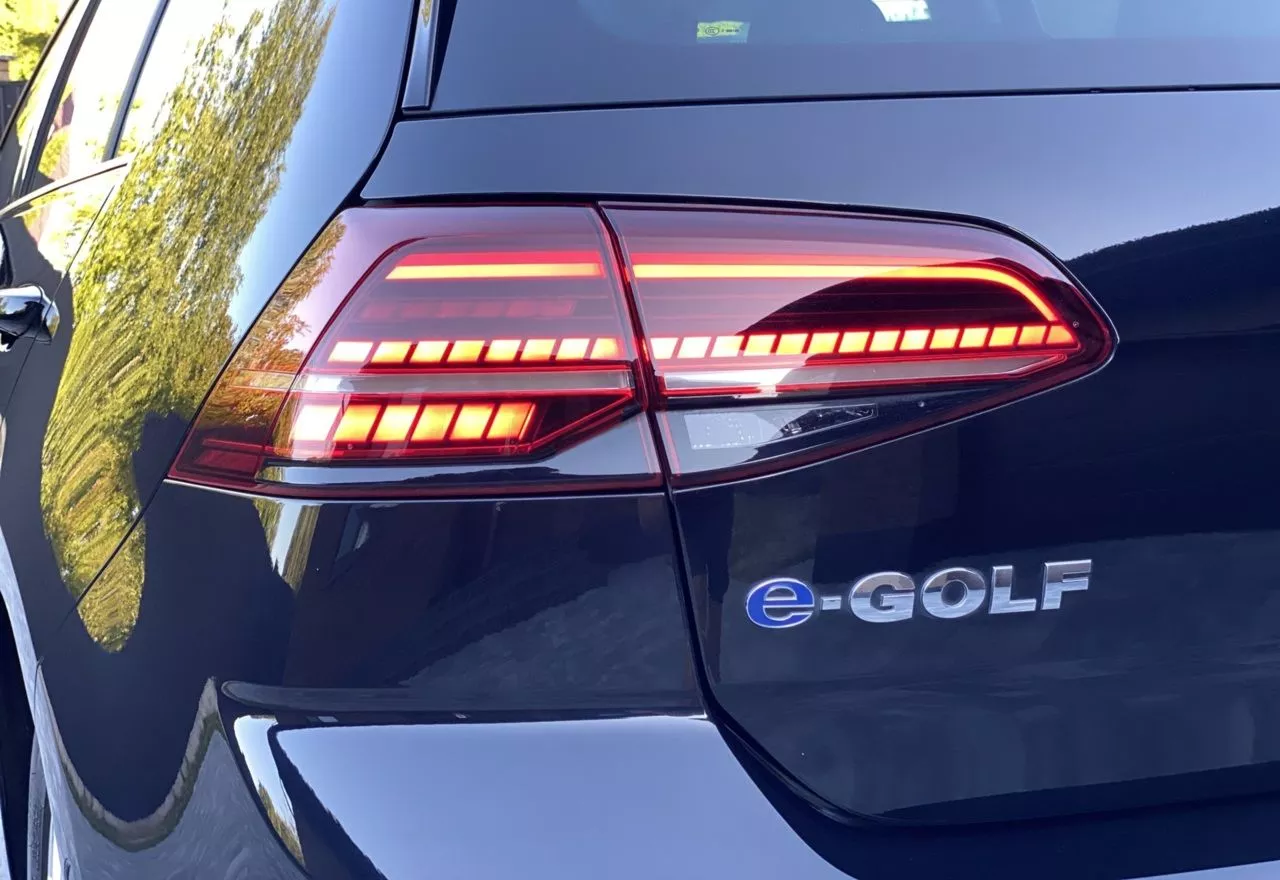 Volkswagen e-Golf  35.8 kWh 201941