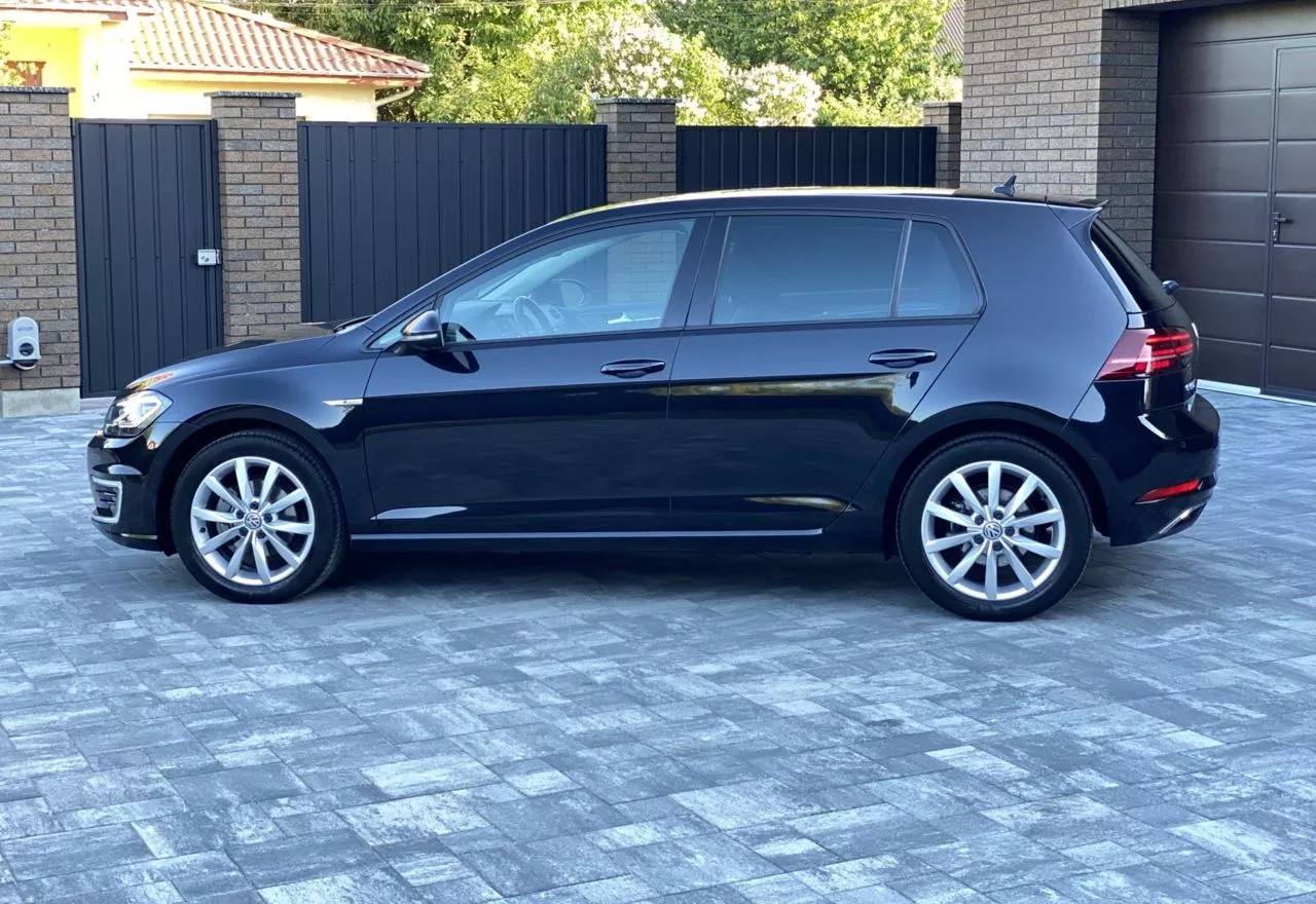 Volkswagen e-Golf  35.8 kWh 201991