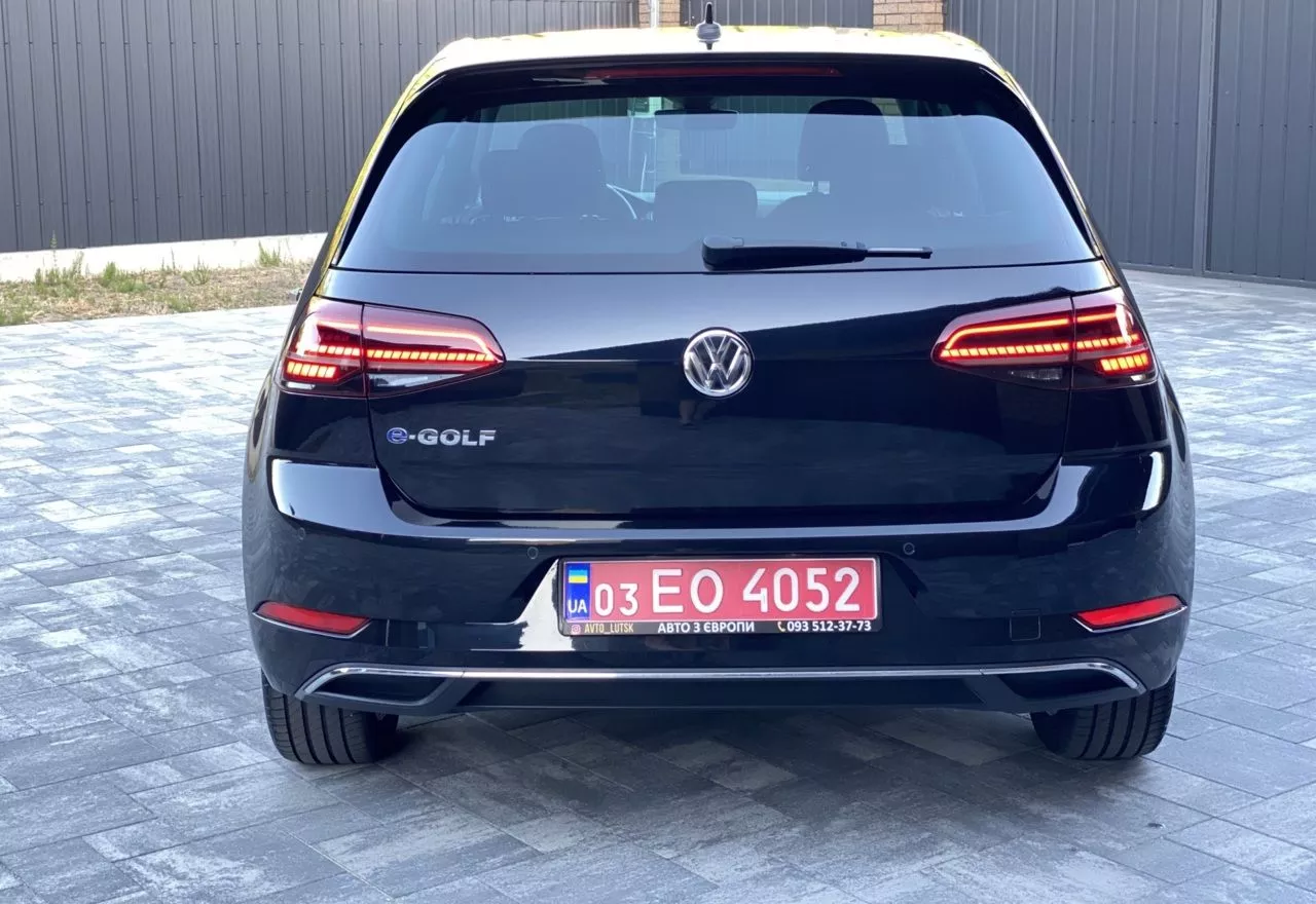 Volkswagen e-Golf  35.8 kWh 2019121