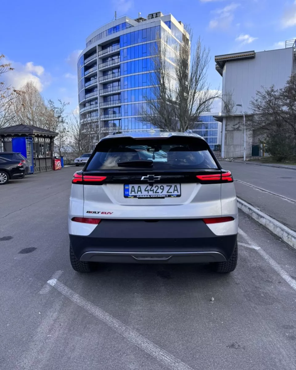 Chevrolet Bolt EUV  65 kWh 202331