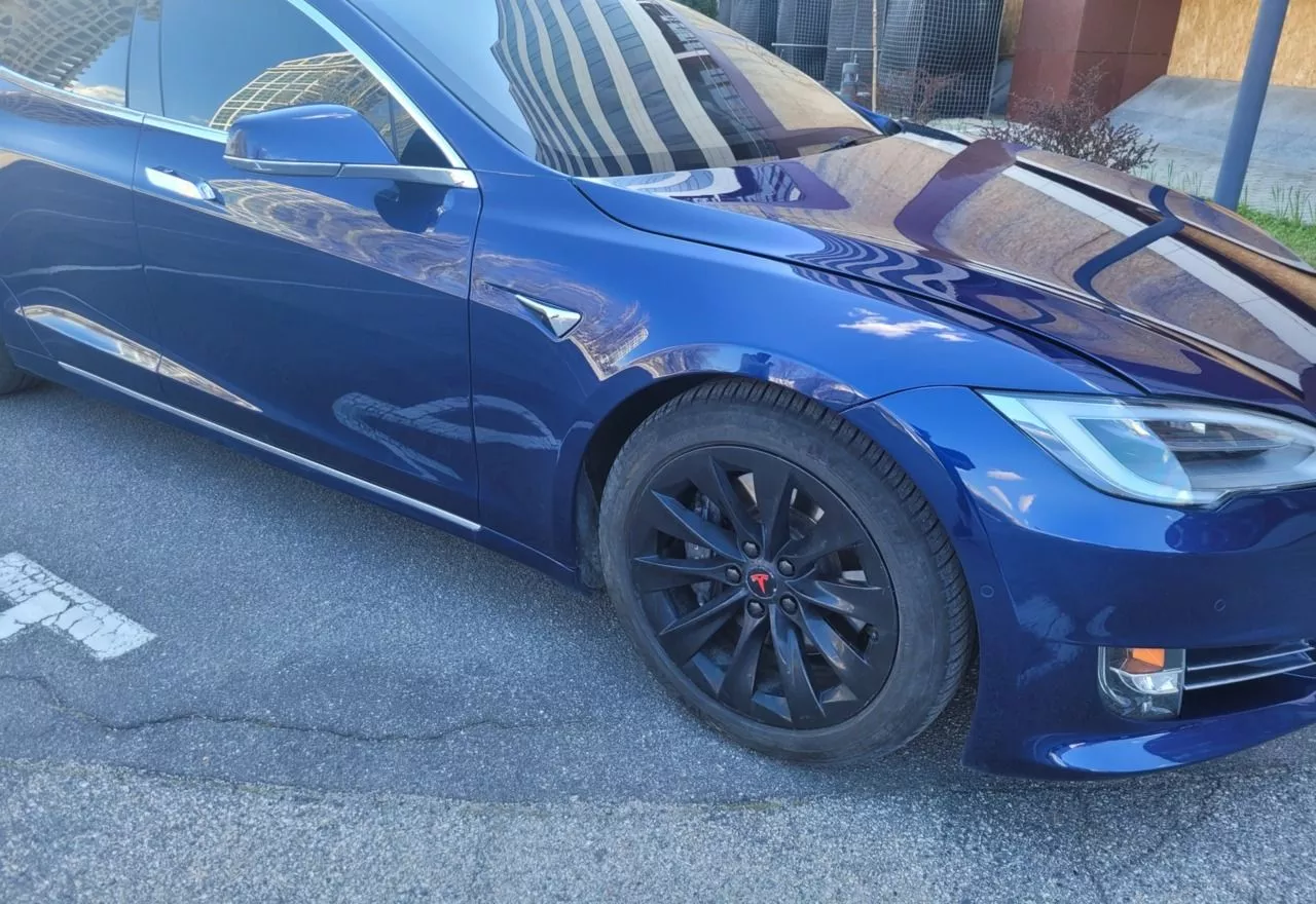 Tesla Model S  75 kWh 201841