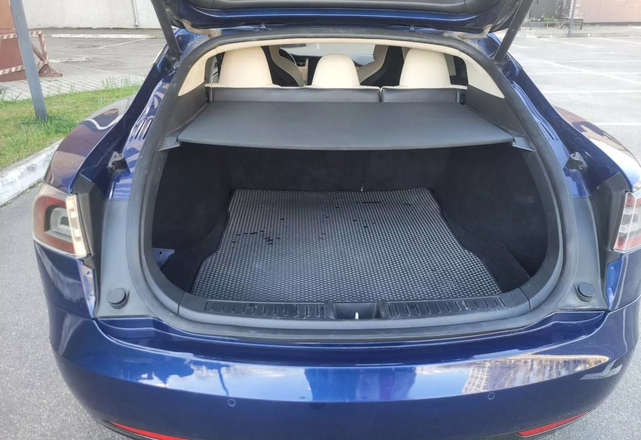 Tesla Model S  75 kWh 201871