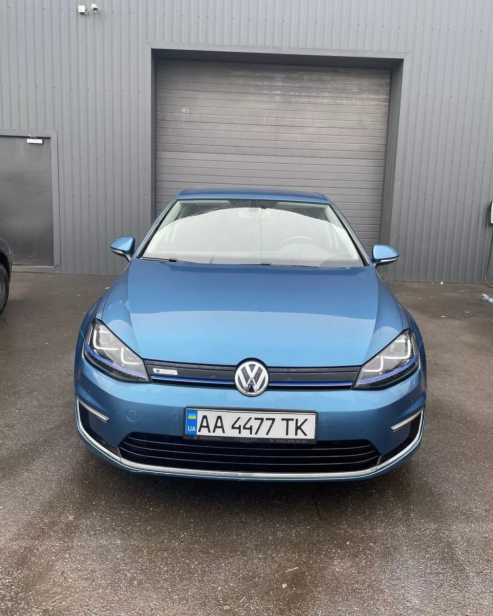 Volkswagen e-Golf  24 kWh 201511