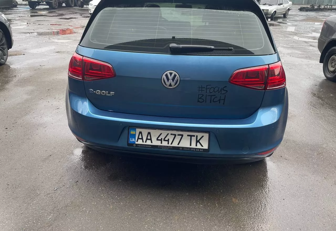 Volkswagen e-Golf  24 kWh 201551