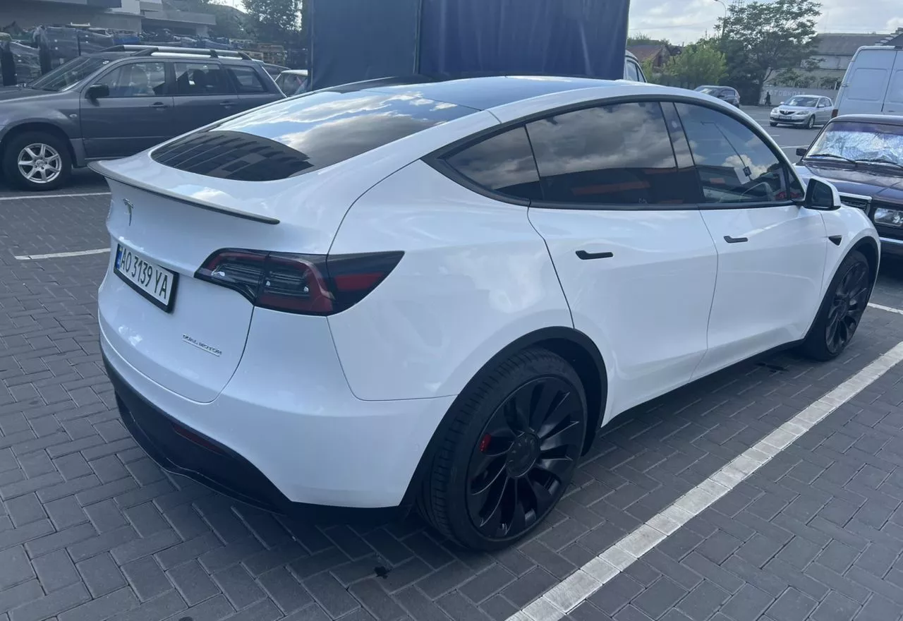 Tesla Model Y  82 kWh 202111