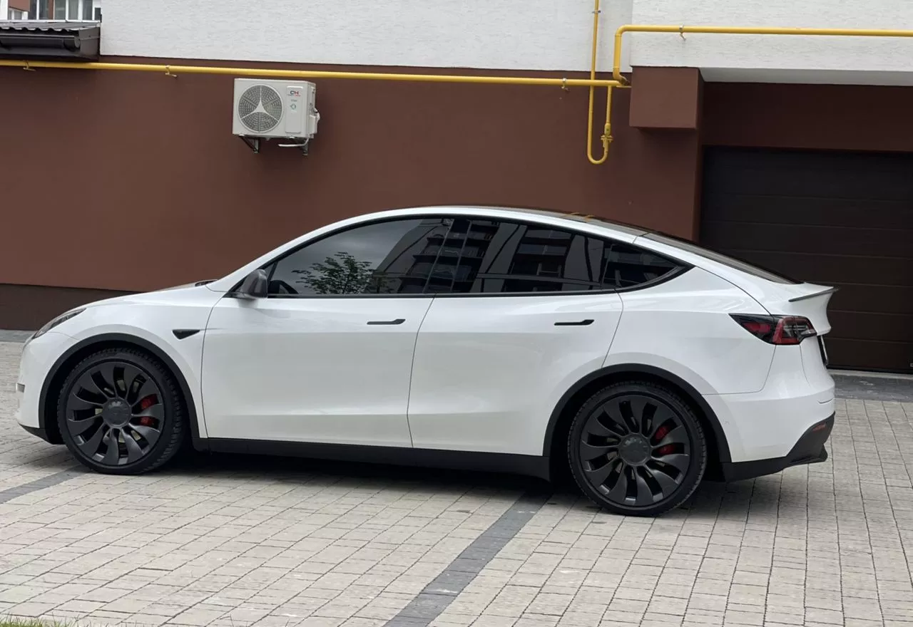 Tesla Model Y  75 kWh 202051