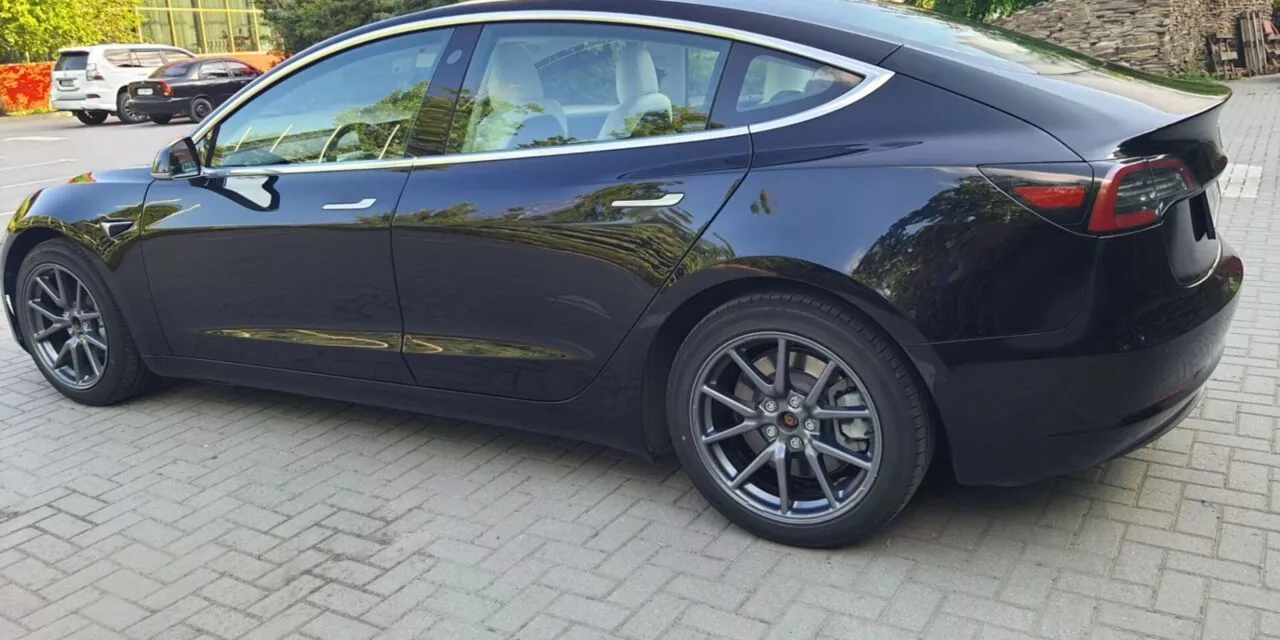 Tesla Model 3  60 kWh 202041