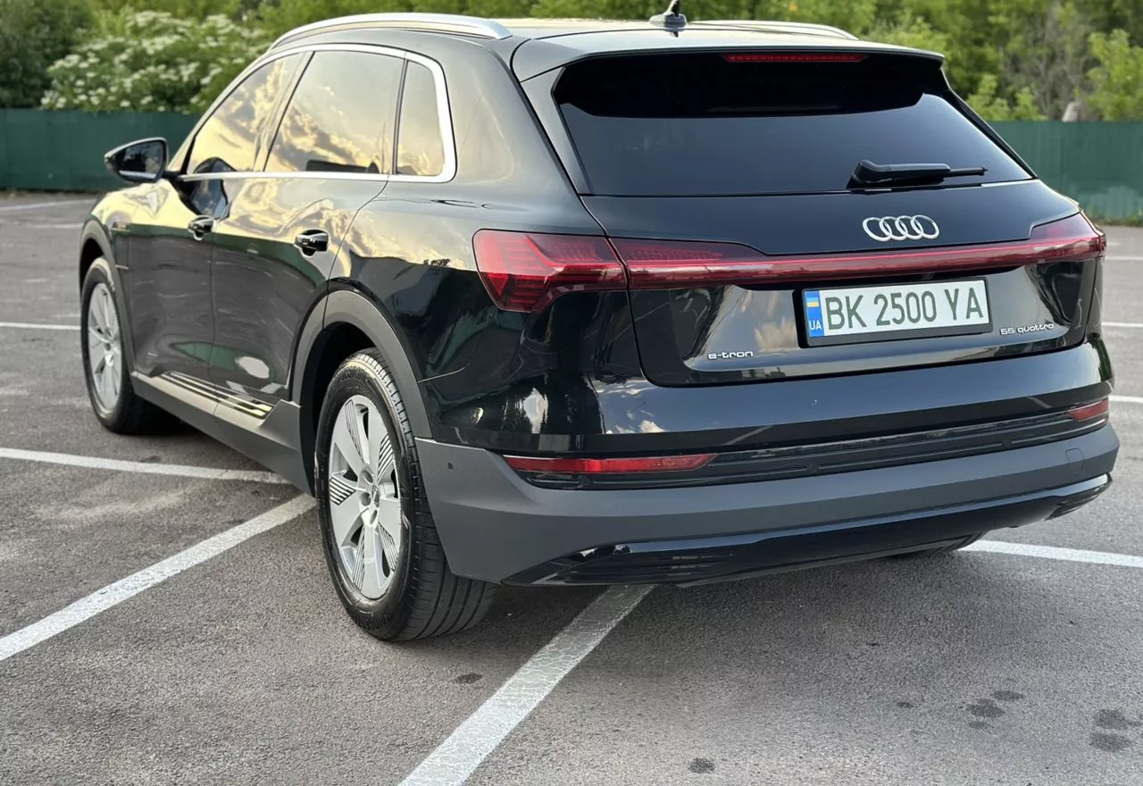 Audi E-tron  95 kWh 2019101