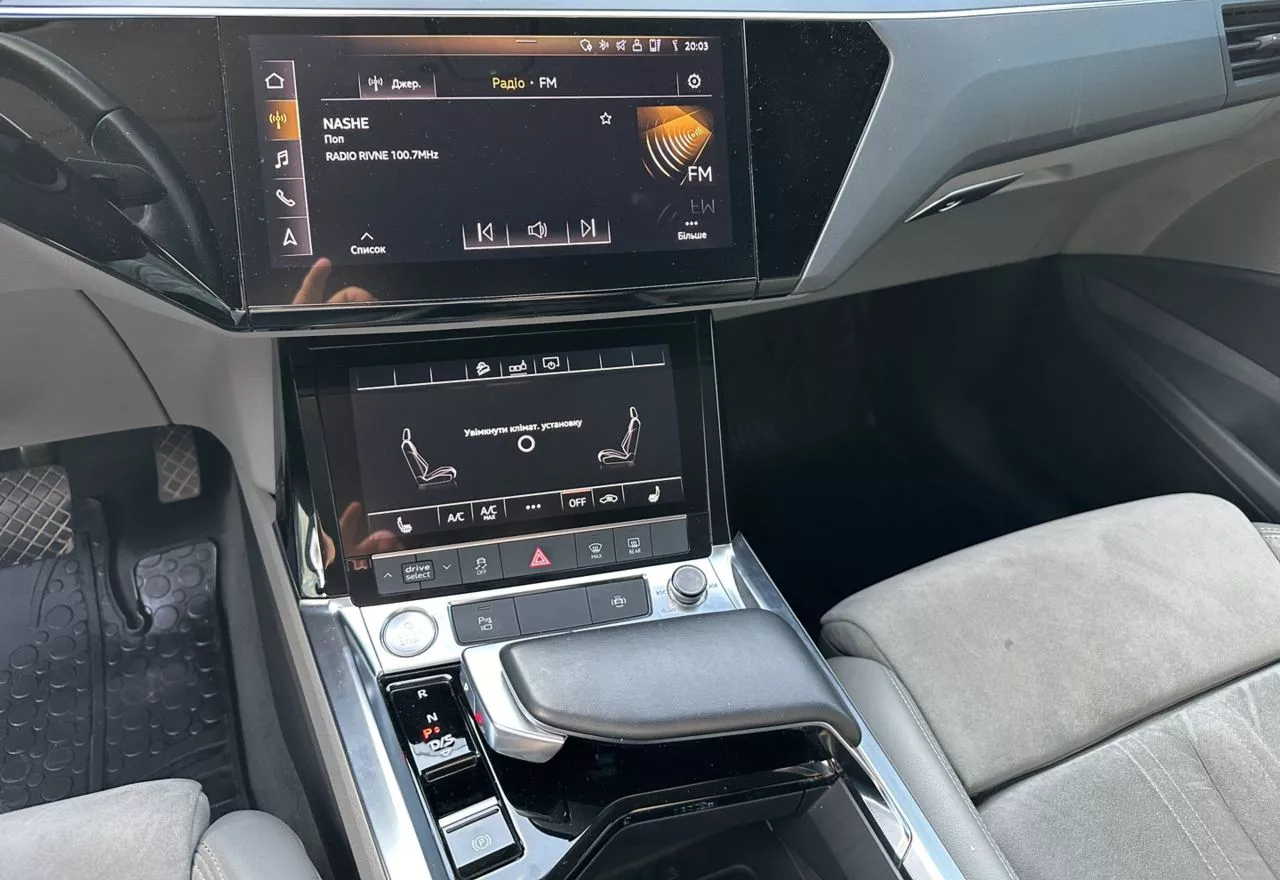 Audi E-tron  95 kWh 2019271