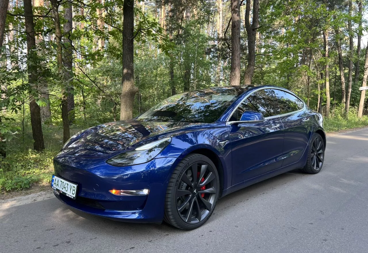 Tesla Model 3 