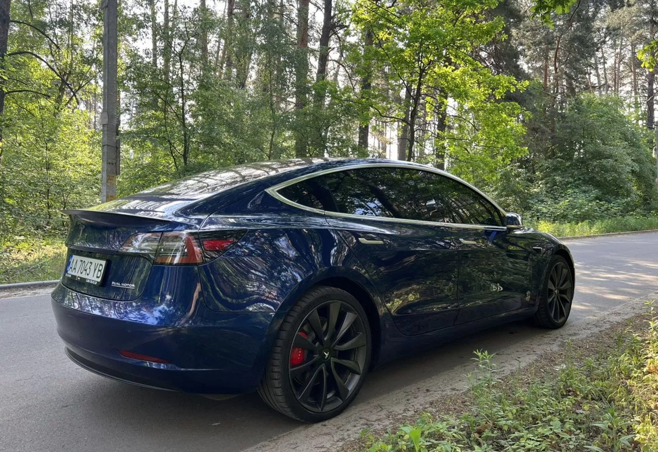 Tesla Model 3  82 kWh 201961