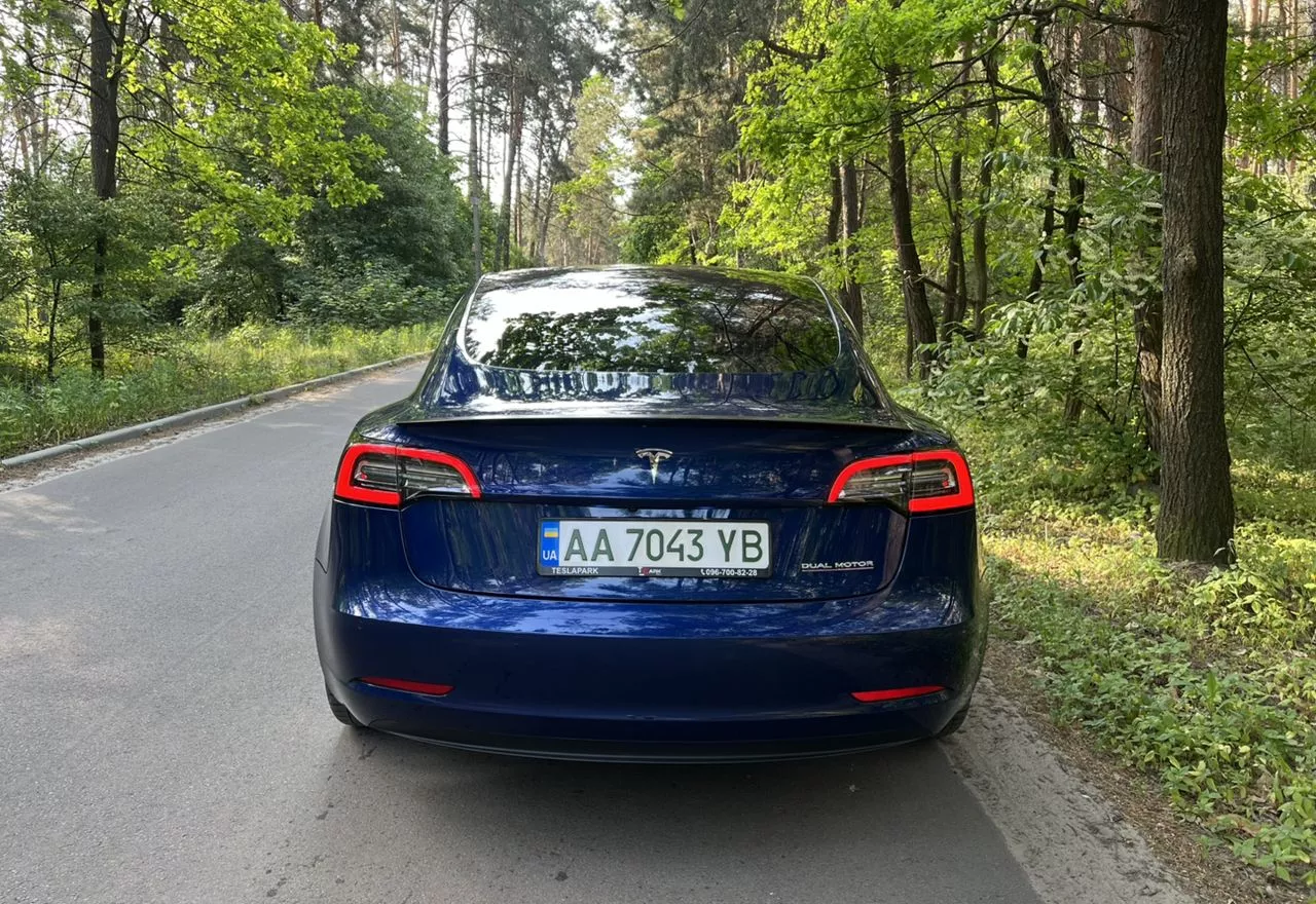 Tesla Model 3  82 kWh 201971