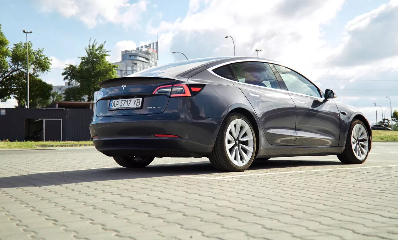 Tesla Model 3  75 kWh 201821