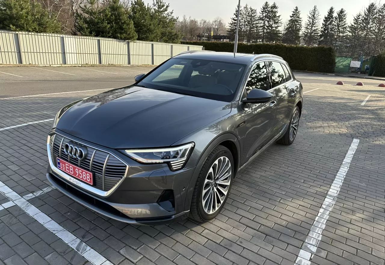 Audi E-tron  2019181