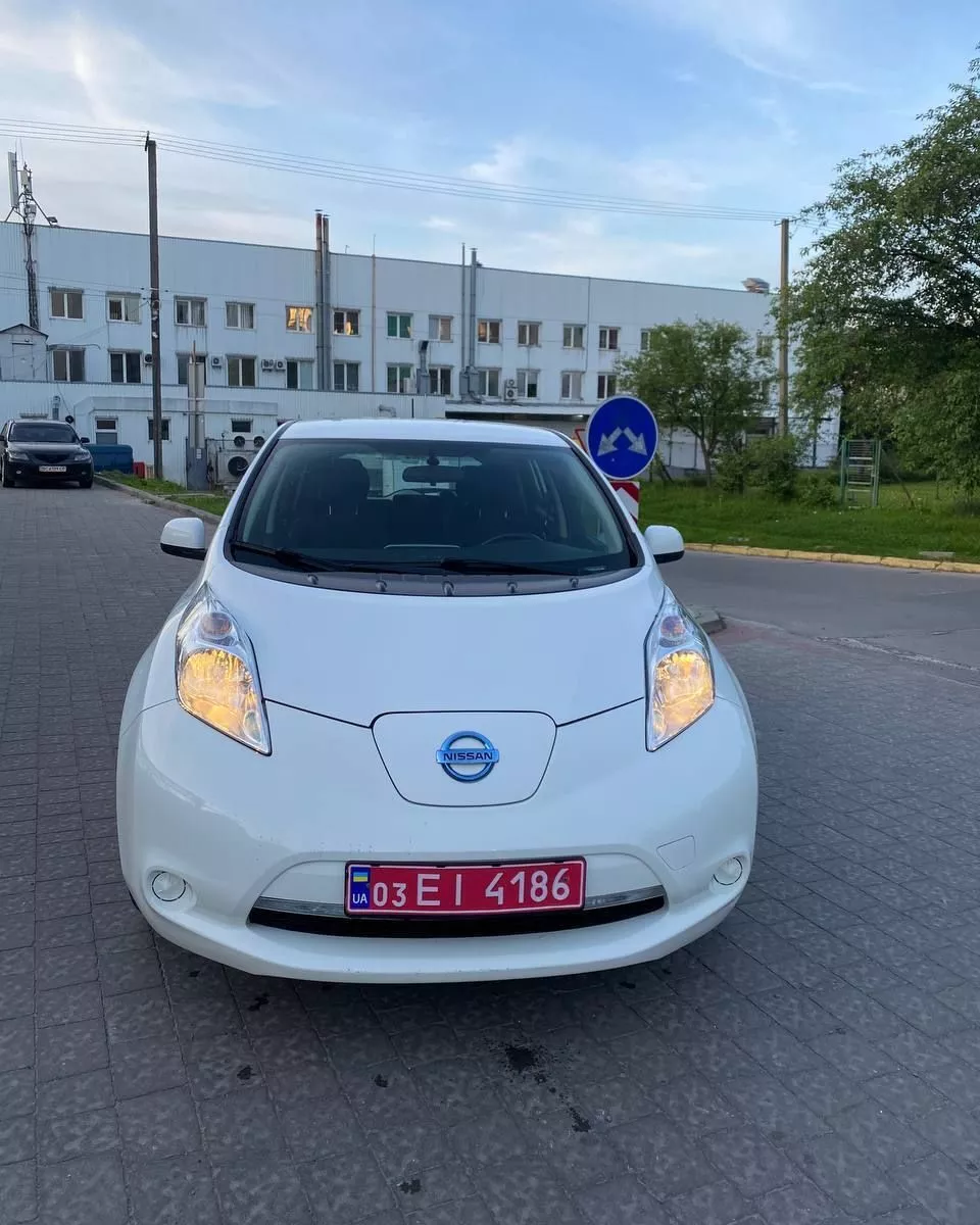 Nissan Leaf  24 kWh 201411