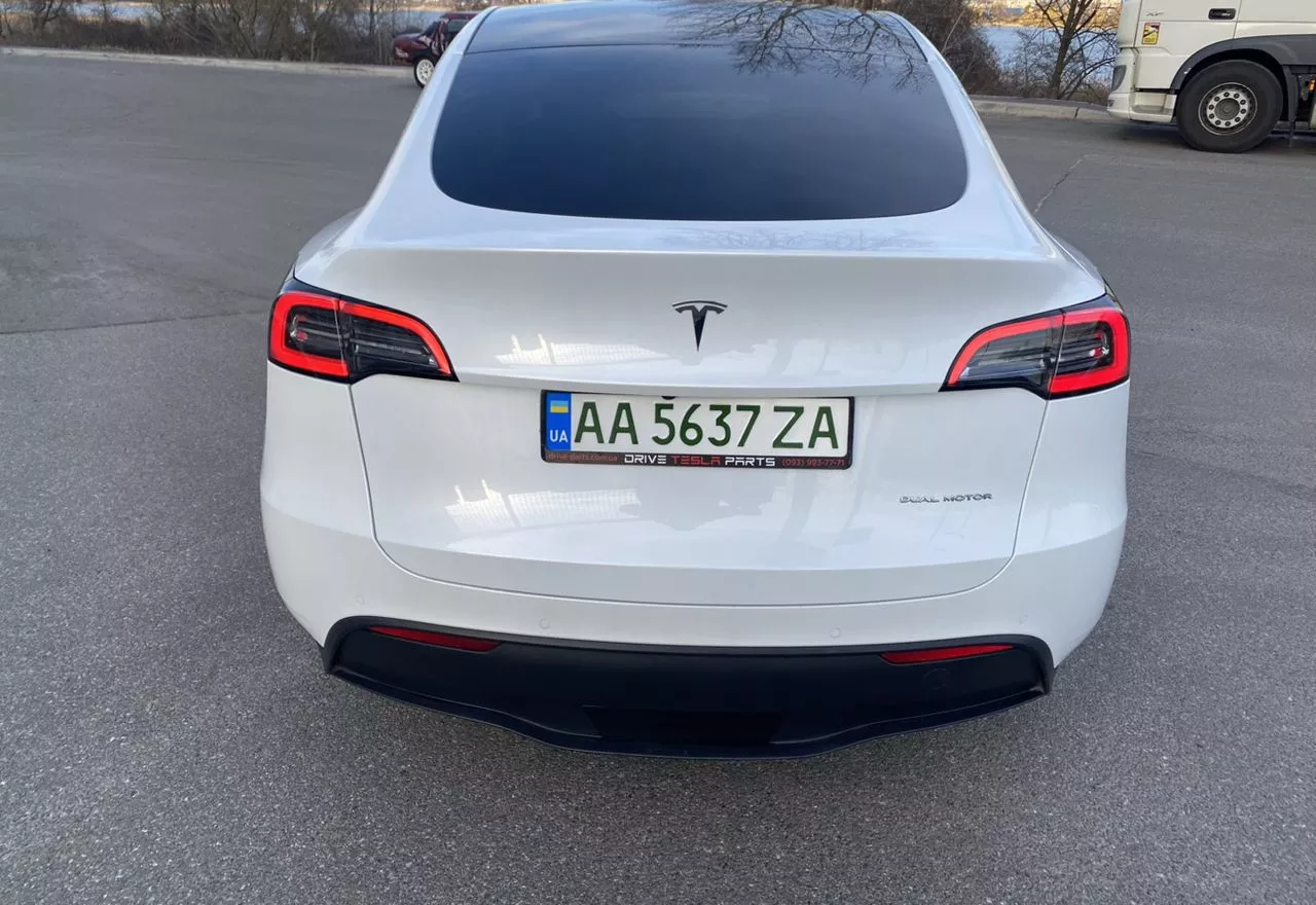 Tesla Model Y  82 kWh 2022151