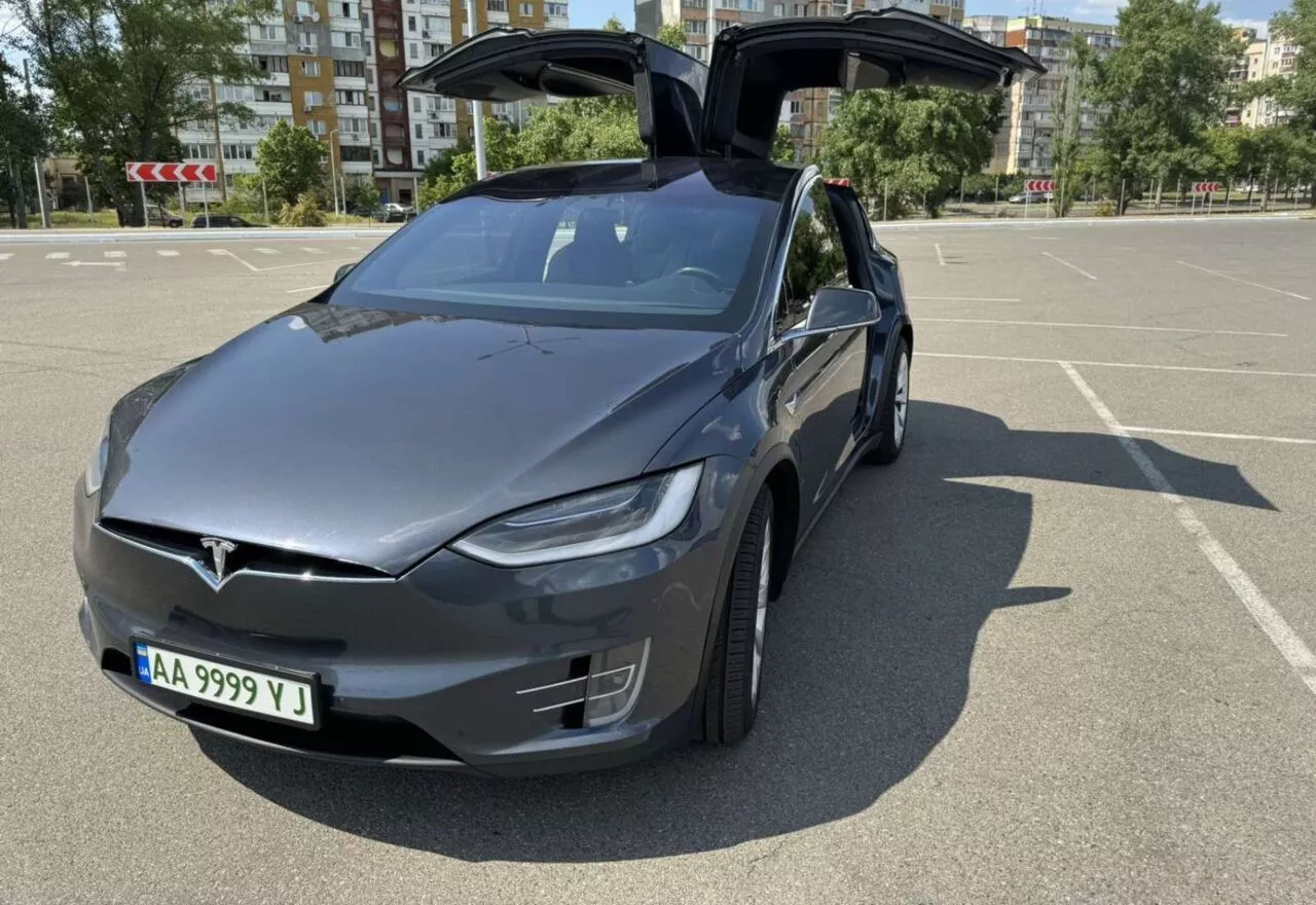 Tesla Model X  100 kWh 201701