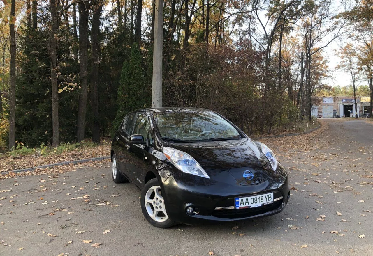 Nissan Leaf  24 kWh 2012201