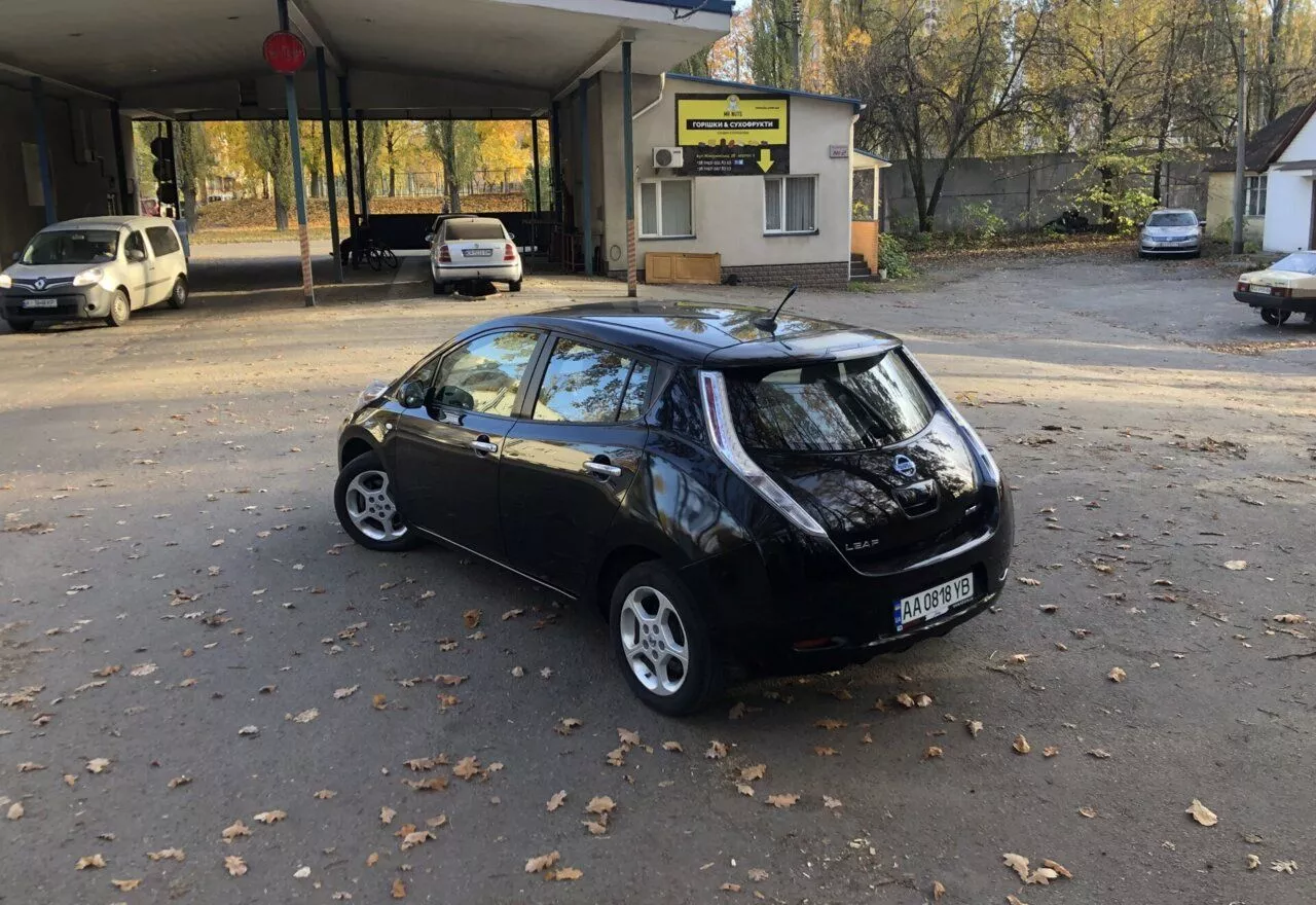 Nissan Leaf  24 kWh 2012251