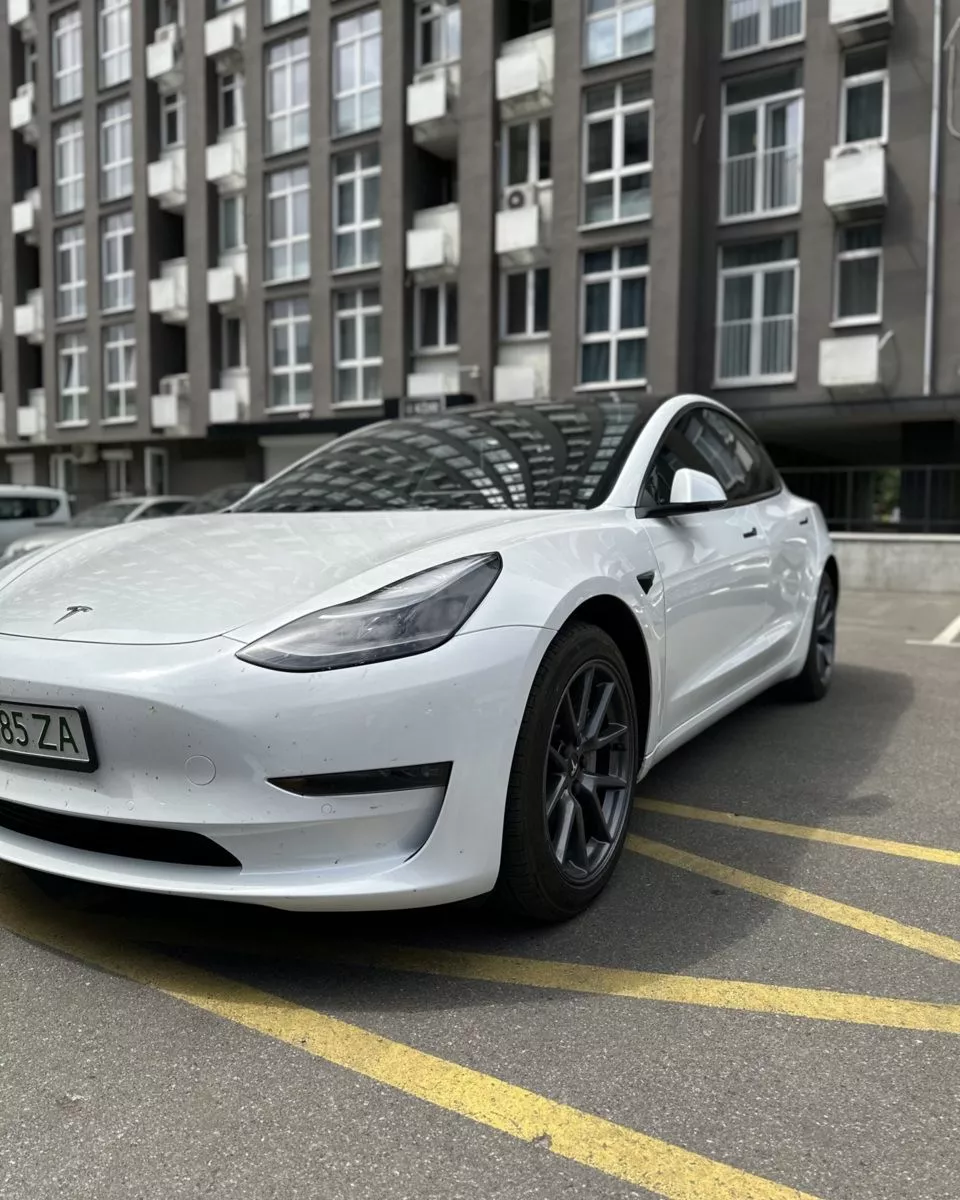 Tesla Model 3  80.5 kWh 202211