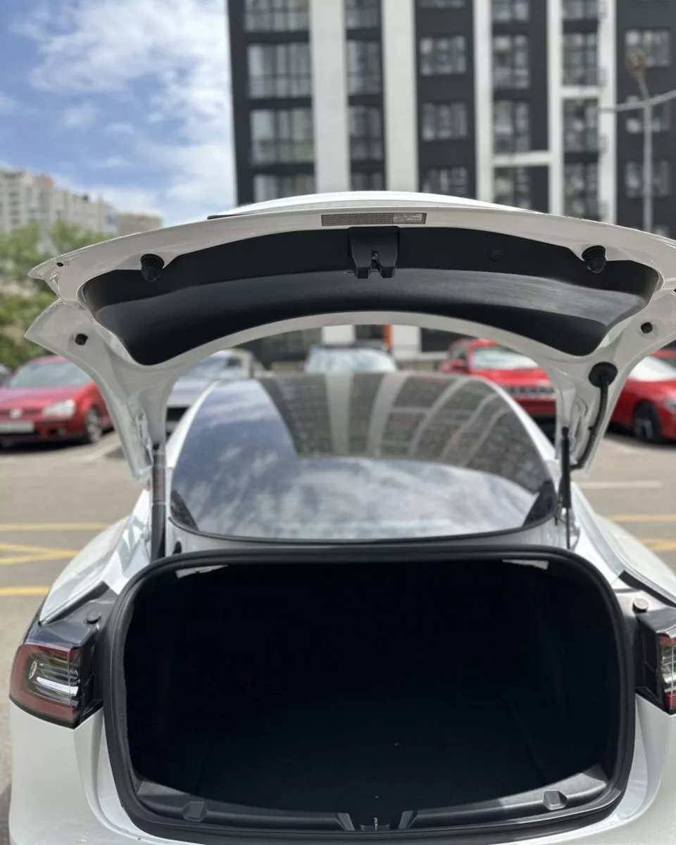 Tesla Model 3  80.5 kWh 2022131