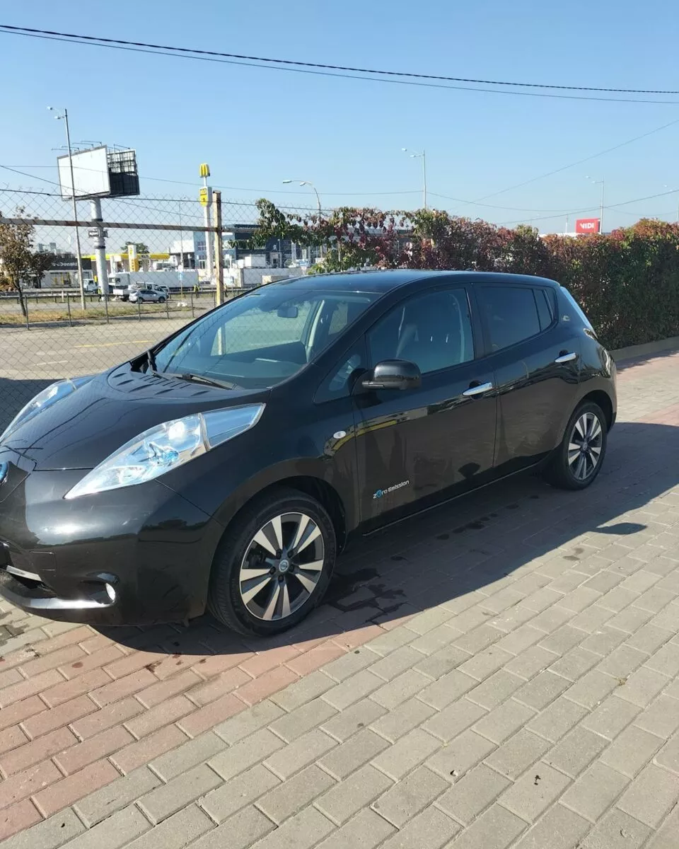 Nissan Leaf  24 kWh 201331