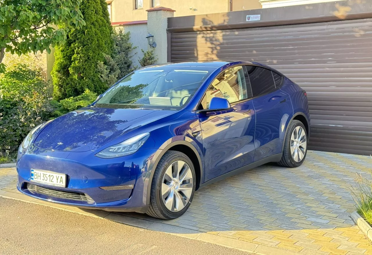 Tesla Model Y  82 kWh 2021171