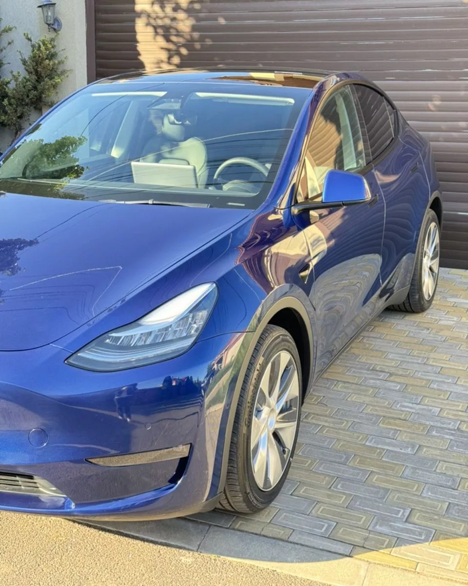 Tesla Model Y  82 kWh 2021341