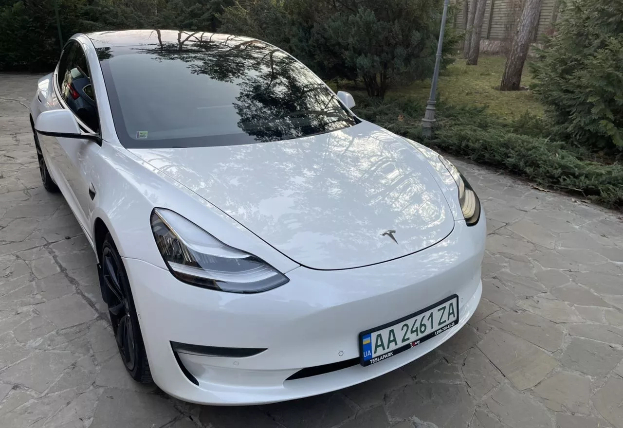 Tesla Model 3  75 kWh 201811