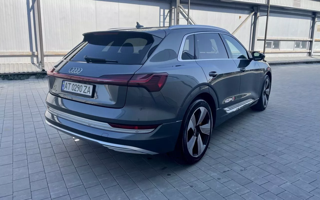 Audi E-tron  95 kWh 2019101