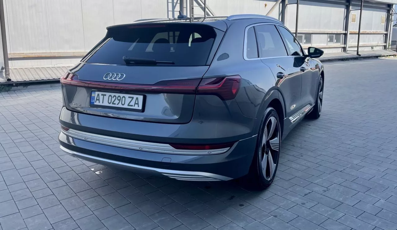 Audi E-tron  95 kWh 2019111