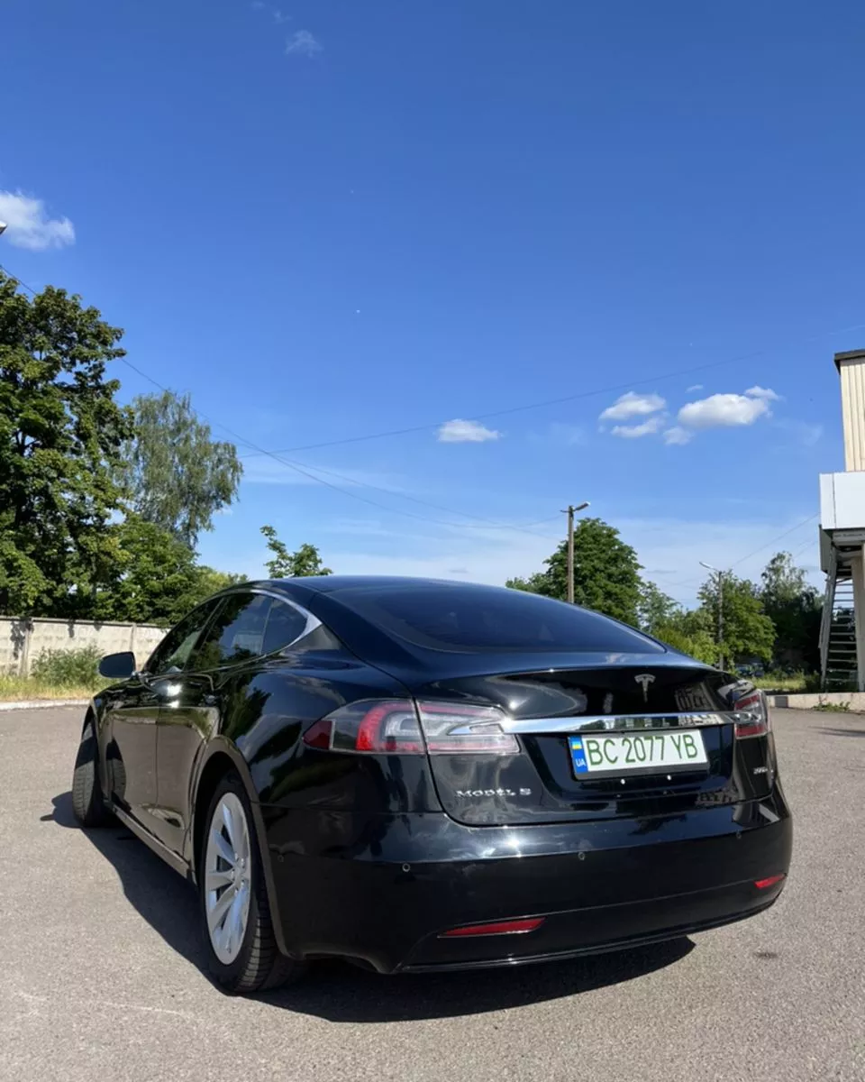 Tesla Model S  100 kWh 201721