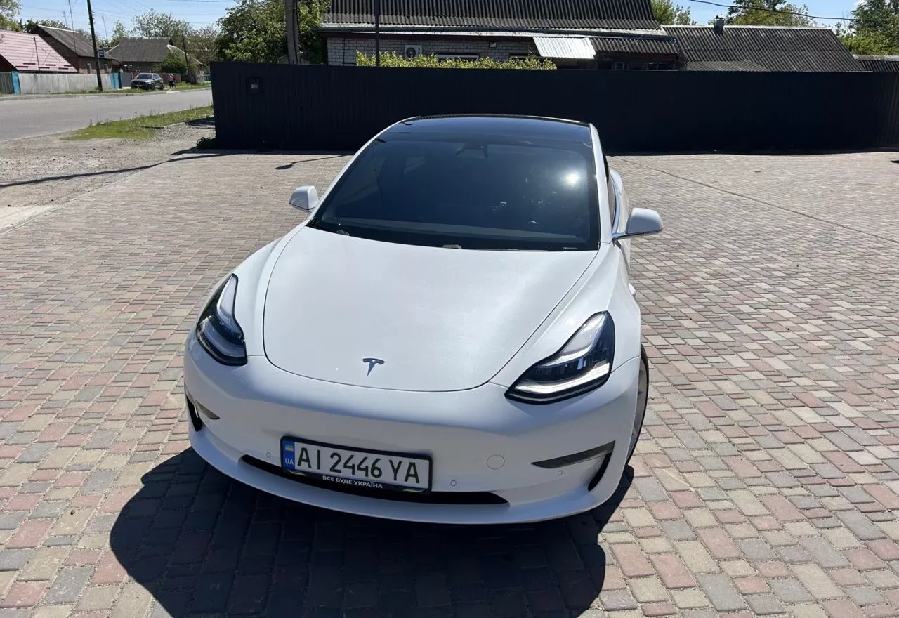 Tesla Model 3  75 kWh 2019111