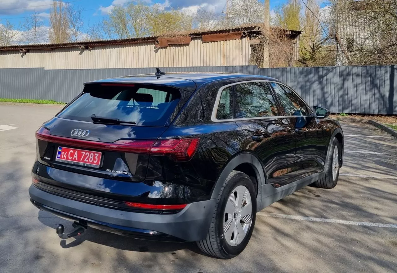 Audi E-tron  71 kWh 202131