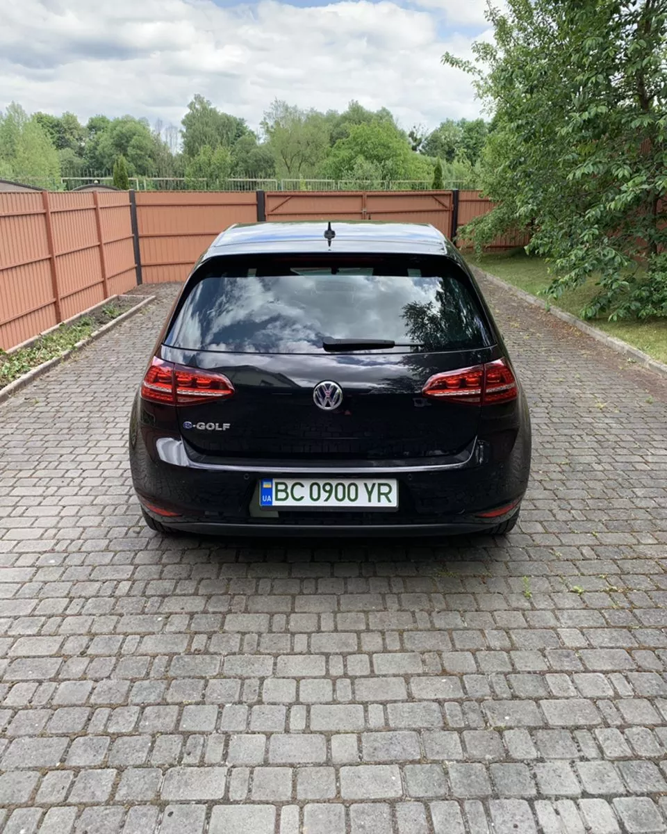 Volkswagen e-Golf  24 kWh 201511