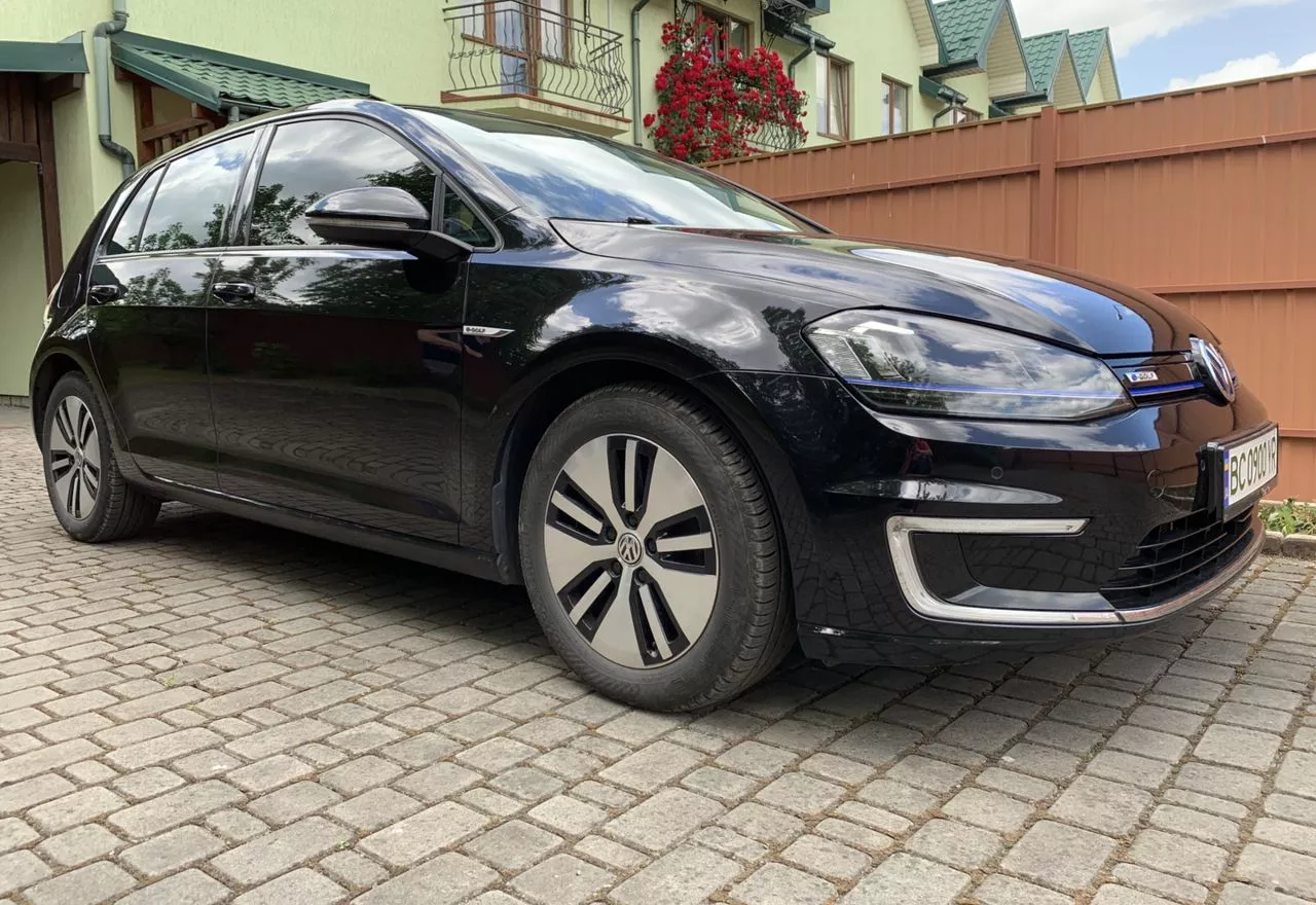 Volkswagen e-Golf  24 kWh 2015151